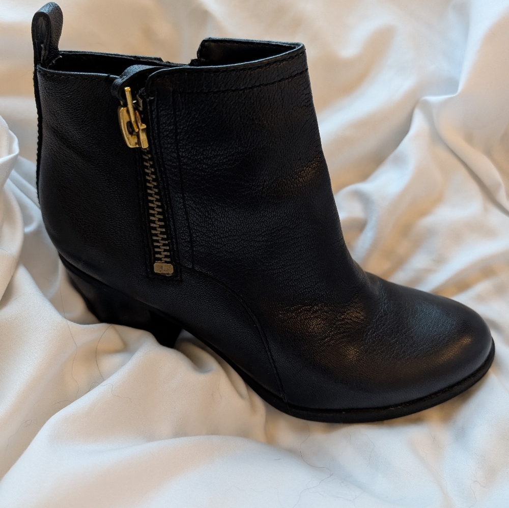 Brand new Franco Sarto ankle boots - Picture 2 of 5